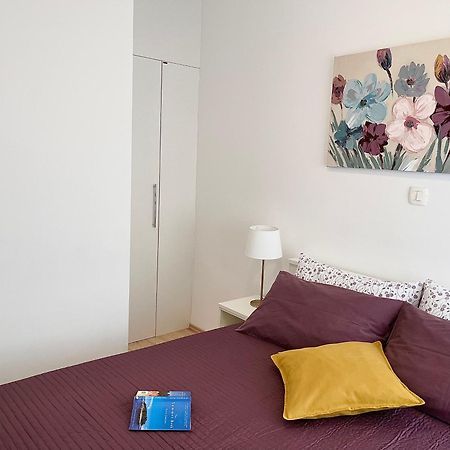 Apartments Antons Pula Exterior photo