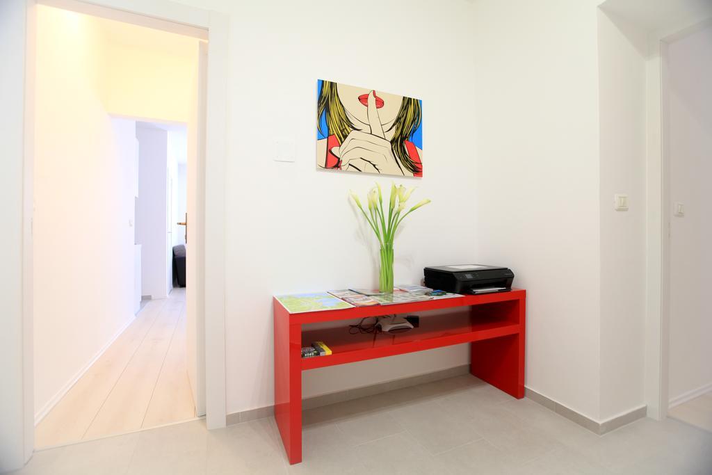 Apartments Antons Pula Exterior photo